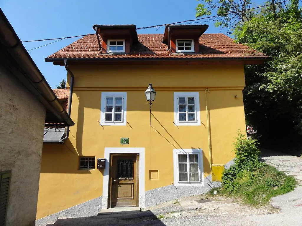 Apartment Tagrajska Ljubljana