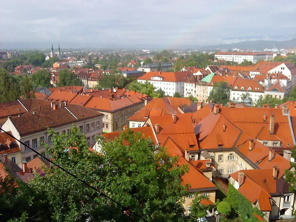 Apartment Tagrajska Ljubljana 0*,  Slovenia